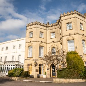 ARNOS-MANOR--Bristol-Nail-Course-Training-Venue ARNOS-MANOR--Bristol-Nail-Course-Training-Venue